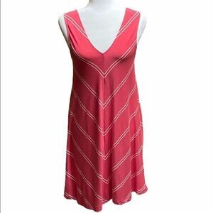 𝅺NWT Ann Taylor LOFT chevron dress sleeveless coral v-neck Size XXS